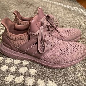 Women Adidas Ultraboost
